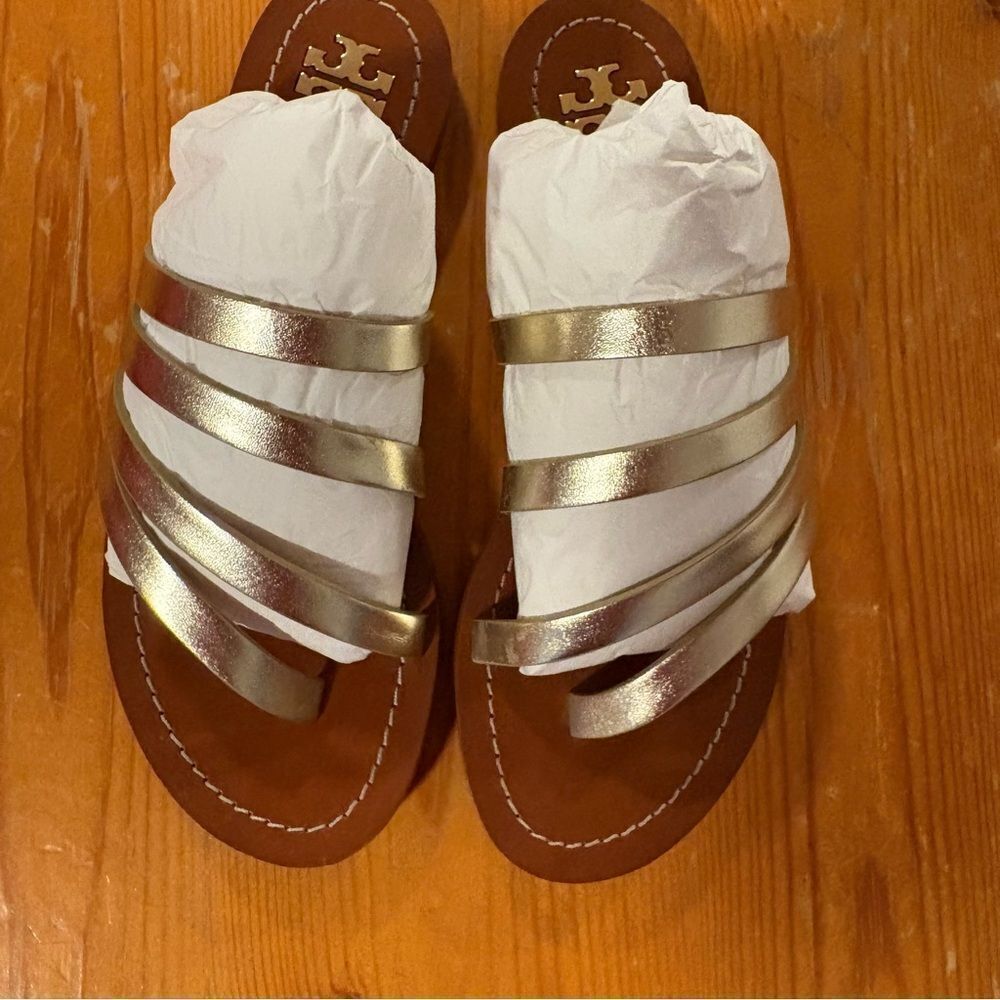 Tory Burch Patos Flat Sandal in Spark Gold. Size 6M. NEW!